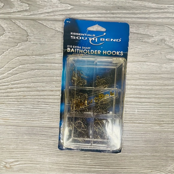 SouthBend 210 Piece Value Pack Assorted Bait Fishing Hook Kit hooks - Picture 1 of 8